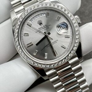 Rolex Day-Date 18k White Gold White Sunburst Dial